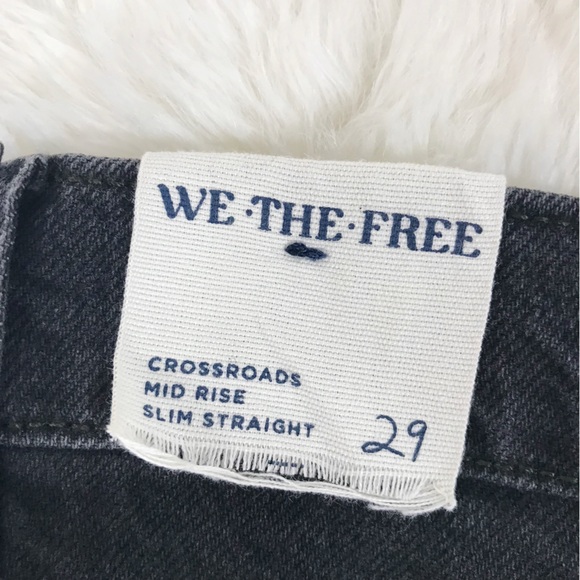 WE THE FREE Crossroads Mid Rise Slim Straight Jeans Size 29 Boyfriend Black New - Picture 11 of 16
